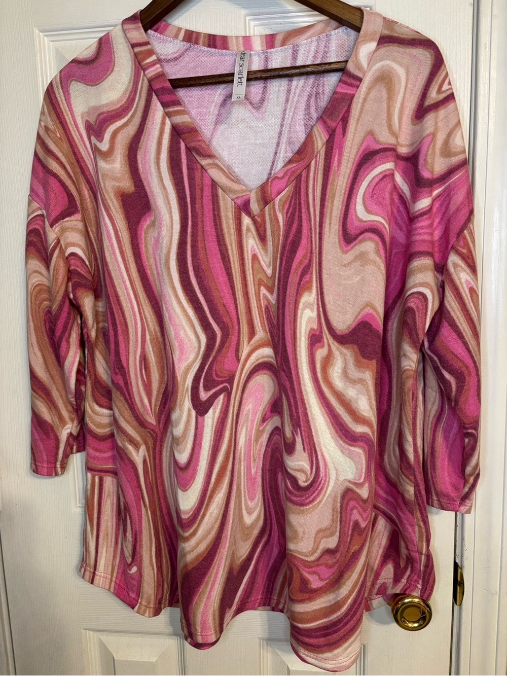 Relaxed V-Neck Tunic in Pink Marble Swirl